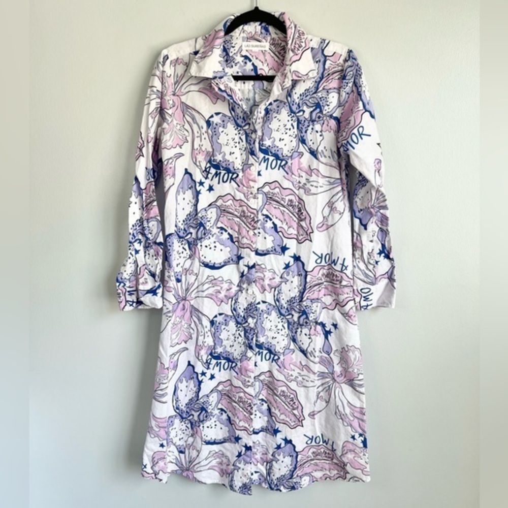 Las Surenas Size M • Button Down Long Sleeve Shirt Dress.